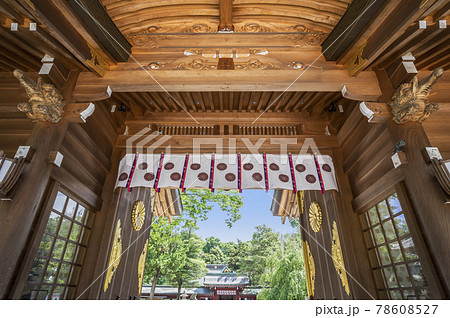 大國魂神社 随神門 神社仏閣 陽射し 扉 ずいじんもん 大國魂神社 随神門 神社仏閣 陽射し 扉 ずいじんもん 78608527
