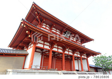 平城京跡の朱雀門 78616806