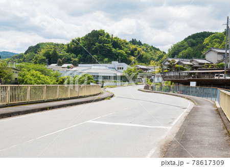 奈良県吉野郡の町並み 78617309
