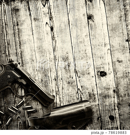 拳銃のイメージ素材 - 複数のバリエーションがあります 78619883