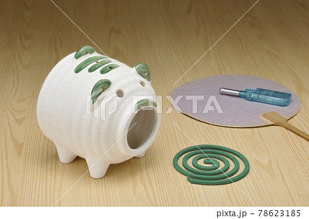 蚊取り器と蚊取り線香 78623185