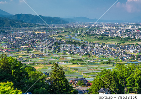 《長野県》姥捨駅の眺め・棚田と街並み 《長野県》姥捨駅の眺め・棚田と街並み 78633150