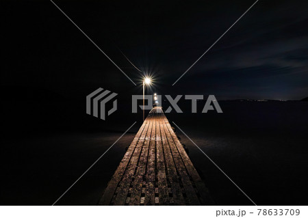 千葉県/ 国内でも珍しい木製桟橋「原岡桟橋（岡本桟橋）」夜景 78633709