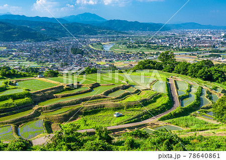 《長野県》姨捨の棚田・田植えシーズン 78640861