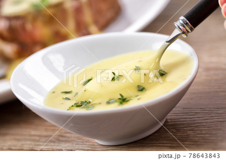 Little Bowl of Bearnaise Sauce. High quality photo. Little Bowl of Bearnaise Sauce. High quality photo. 78643843