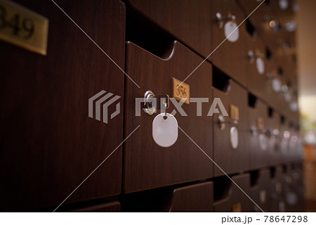 フィットネスクラブ 78647298