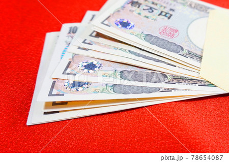 キャッシュレス化が進む時代の現金の価値、日本円、一万円札 キャッシュレス化が進む時代の現金の価値、日本円、一万円札 78654087