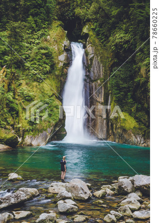 Giant Gate Falls|ミルフォードトラック|ニュージーランド旅行 Giant Gate Falls|ミルフォードトラック|ニュージーランド旅行 78660225