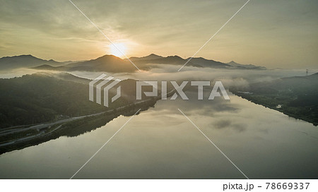 風景 日の出 山 78669337