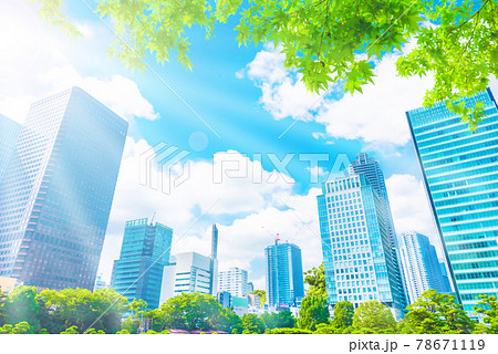 東京のオフィスビル群のイラスト素材