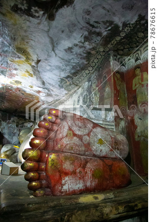 スリランカ 美し過ぎる仏教の姿 ダンブッラ黄金寺院 スリランカ 美し過ぎる仏教の姿 ダンブッラ黄金寺院 78676615