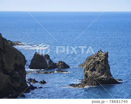北海道礼文島 猫岩 / Nekoiwa, Rebun Island, Hokkaido 北海道礼文島 猫岩 / Nekoiwa, Rebun Island, Hokkaido 78681740