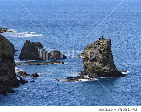 北海道礼文島 猫岩 / Nekoiwa, Rebun Island, Hokkaido 北海道礼文島 猫岩 / Nekoiwa, Rebun Island, Hokkaido 78681743