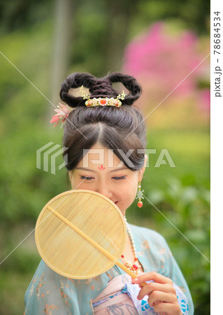 中国漢服女子のポートレートの写真素材 [78684534] - PIXTA
