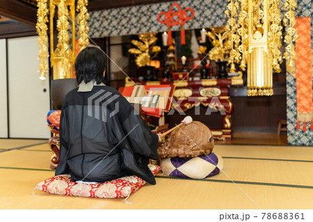 女性の僧侶　尼僧の写真 78688361