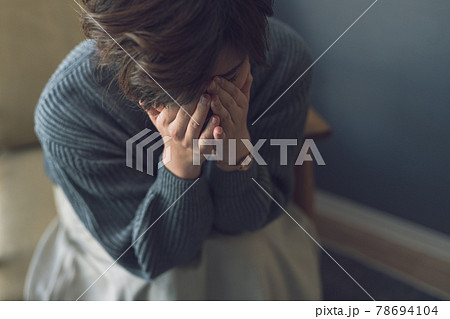女性ポートレート 78694104