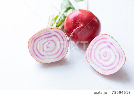 断面がきれいなビーツ 78694613