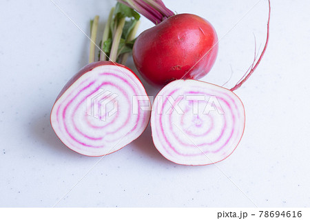 断面がきれいなビーツ 78694616