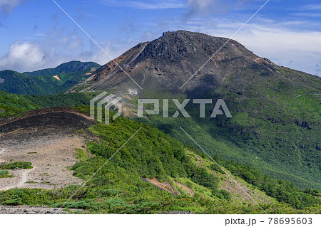 南月山から見た茶臼岳 78695603
