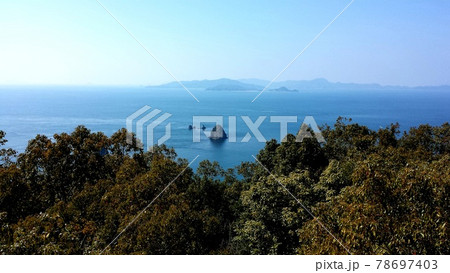 早春の愛媛県松山市北条の鹿島山頂から望む忽那諸島【3月】 早春の愛媛県松山市北条の鹿島山頂から望む忽那諸島【3月】 78697403
