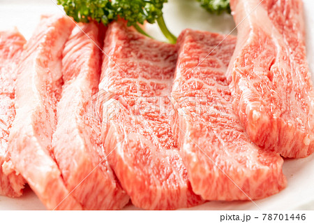 焼肉用牛肉 カルビの中で上級といわれる希少部位 三角バラ 国産黒毛和牛 の写真素材