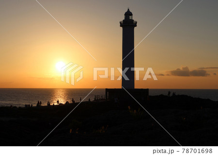 灯台の夕暮れ 78701698