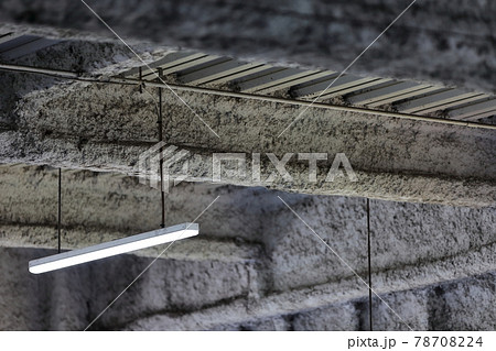 鉄骨の耐火被覆　イメージ 78708224