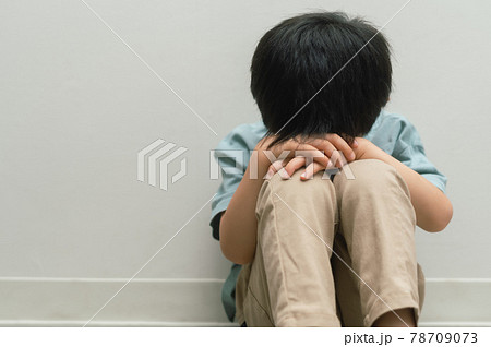 孤独な男の子 孤独な男の子 78709073