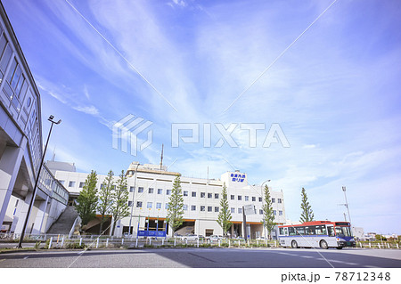 朱鷺メッセからの連絡口と佐渡汽船のりば 78712348