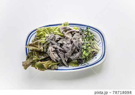 焼肉で定番サイドメニューセンマイ刺し 78718098