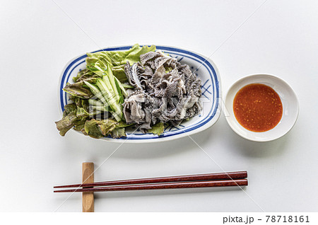 焼肉屋での定番センマイ刺し 焼肉屋での定番センマイ刺し 78718161