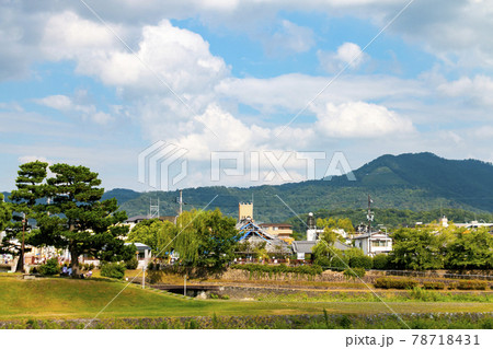 鴨川デルタから見た京都五山送り火の如意ヶ岳・大文字山(京都府京都市左京区下鴨宮河町) 鴨川デルタから見た京都五山送り火の如意ヶ岳・大文字山(京都府京都市左京区下鴨宮河町) 78718431