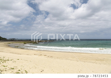 鹿児島県　徳之島の里久浜海岸 78723453