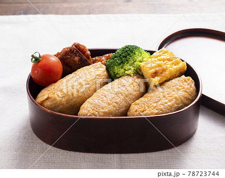 お弁当　曲げわっぱ　いなり寿司 78723744