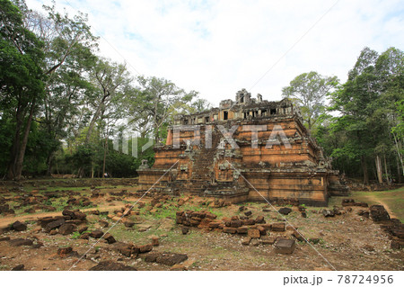 Phimeanakas or Vimeanakas, Hindu temple, Angko 78724956