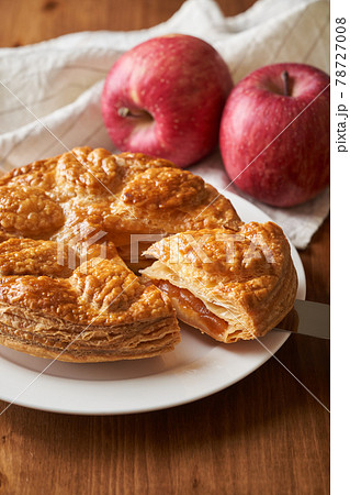切り分けたアップルパイ 78727008