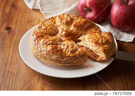 切り分けたアップルパイ 78727009