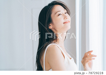 女性　ビューティー 78729228