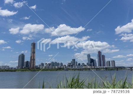 空 現代建築 自然 78729536