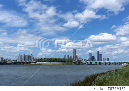 空 現代建築 自然 78729585