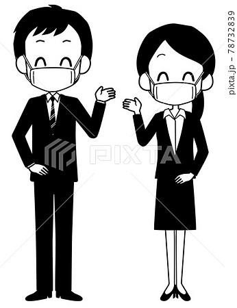 マスクを着けたスーツ姿の男女 78732839