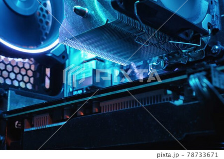 ハイエンドPCの内部 78733671