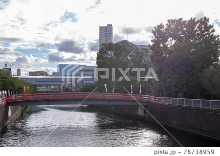 目黒川と荏原神社の鎮守橋 目黒川と荏原神社の鎮守橋 78738959