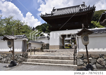興聖寺　楼門 78742151