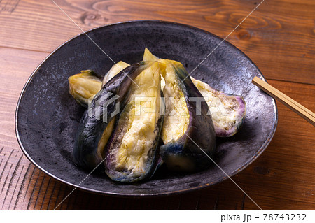 水なすの浅漬け 78743232