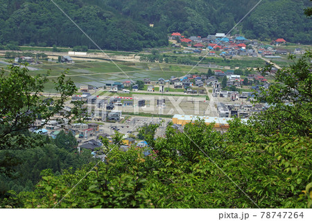 愛宕山頂上の展望 田島地区の市街地 福島県南会津町 愛宕山頂上の展望 田島地区の市街地 福島県南会津町 78747264