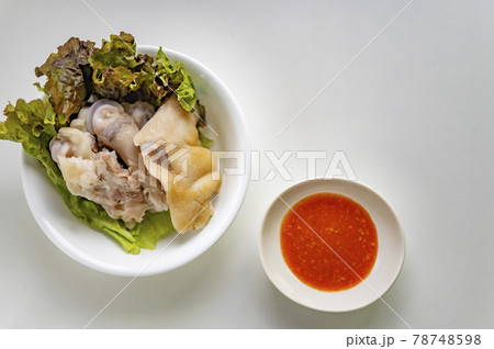 韓国、中国、台湾、沖縄、などでよく食べられてる豚足 韓国、中国、台湾、沖縄、などでよく食べられてる豚足 78748598