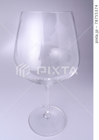 ブルゴーニュ型ワイングラス 78755374