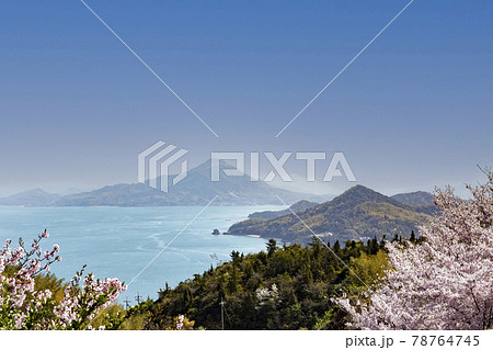 開山から見る岩城島 78764745