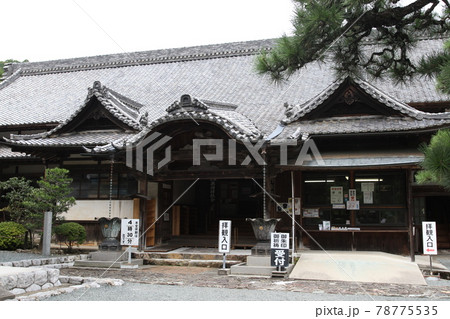 静岡県浜松市にある臨済宗方広寺派の大本山である「方広寺」 静岡県浜松市にある臨済宗方広寺派の大本山である「方広寺」 78775535